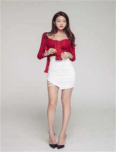 龚玥菲主演的3d电影,舔着大乳房慢慢的抽插视频